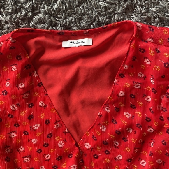 Madewell Red Tiered-Sleeve Peplum Top in Metallic Prairie Posies - Picture 7 of 17